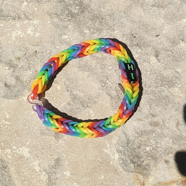 Rainbow "Hi" Rubber Band Bracelet