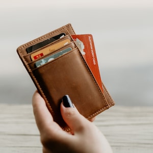 La mejor idea de regalo de Navidad para parejas, billetera de cuero minimalista, billetera emergente para tarjetas de crédito, billetera de cuero, billetera de cuero delgada, billetera unisex