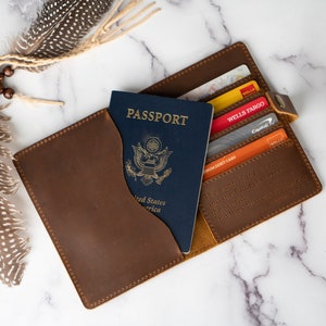 El mejor regalo de Navidad para unisex, porta pasaporte de cuero, estuche para pasaporte, billetera para pasaporte, regalo de viaje, regalo de pasión por los viajes, regalo de viajero