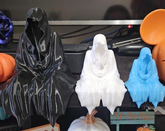 Mietitore seduto, Ghoul seduto, Fantasma seduto / Arte del mietitore / Scultura del Tristo Mietitore - Fantasma sulla mensola - Decorazioni di Halloween - Decorazioni gotiche