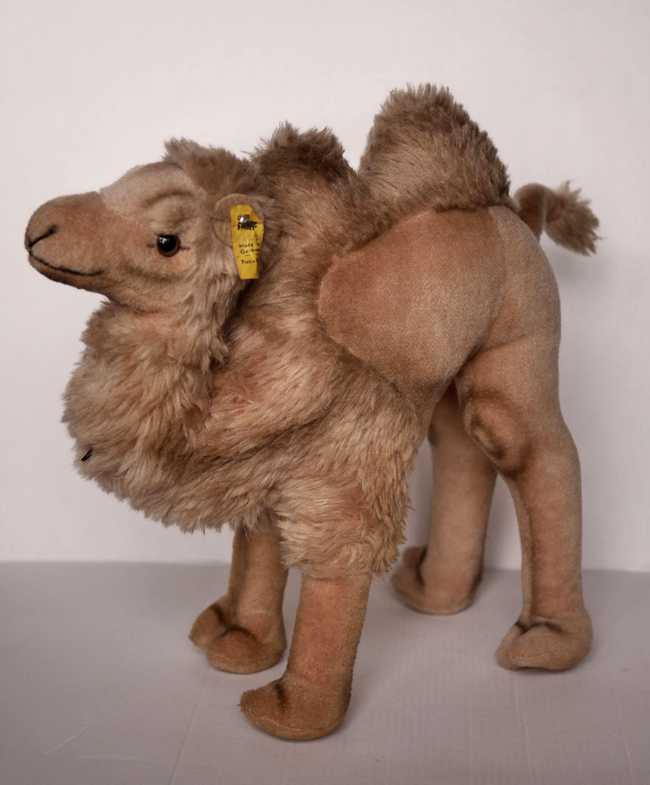 Steiff シュタイフ　ラクダ　「Cosy Camel」28cm Steiff Cosy Camel With Button and Flag, 28 Cm, 1960s - Etsy