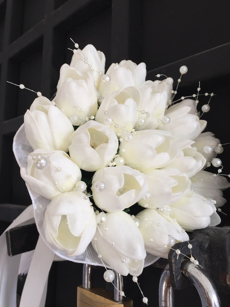 White Tulip Bridal Bouquet, Classic Wedding White Tulip Bouquet, Rustic Boho Flower Bouquet, Tulip Design, Tulip and Silk Ribbon,Boutonniere image 5
