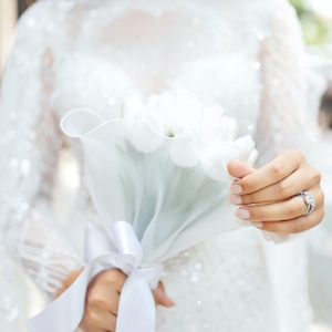 White Tulip Bridal Bouquet, Classic Wedding White Tulip Bouquet, Rustic Boho Flower Bouquet, Tulip Design, Tulip and Silk Ribbon,Boutonniere image 8