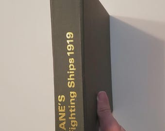 Janes Fighting Sips 1919   hardcover  vintage collectible military war world war