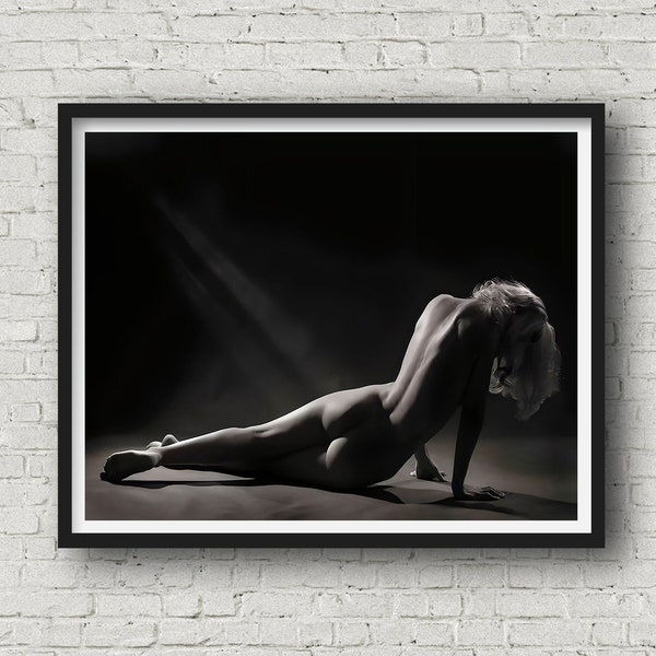 Rear Nude Elegant Pose, Nude Photography Print, Fine Art, Nude Woman Wall Art, Classic Nude Photo Print, Museum Quality Print