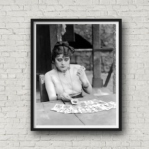 lecteur de cartes vintage diseuse de bonne aventure, bizarre, étrange, cadeau étrange, photographie vintage, art mural curieux, impression de qualité musée