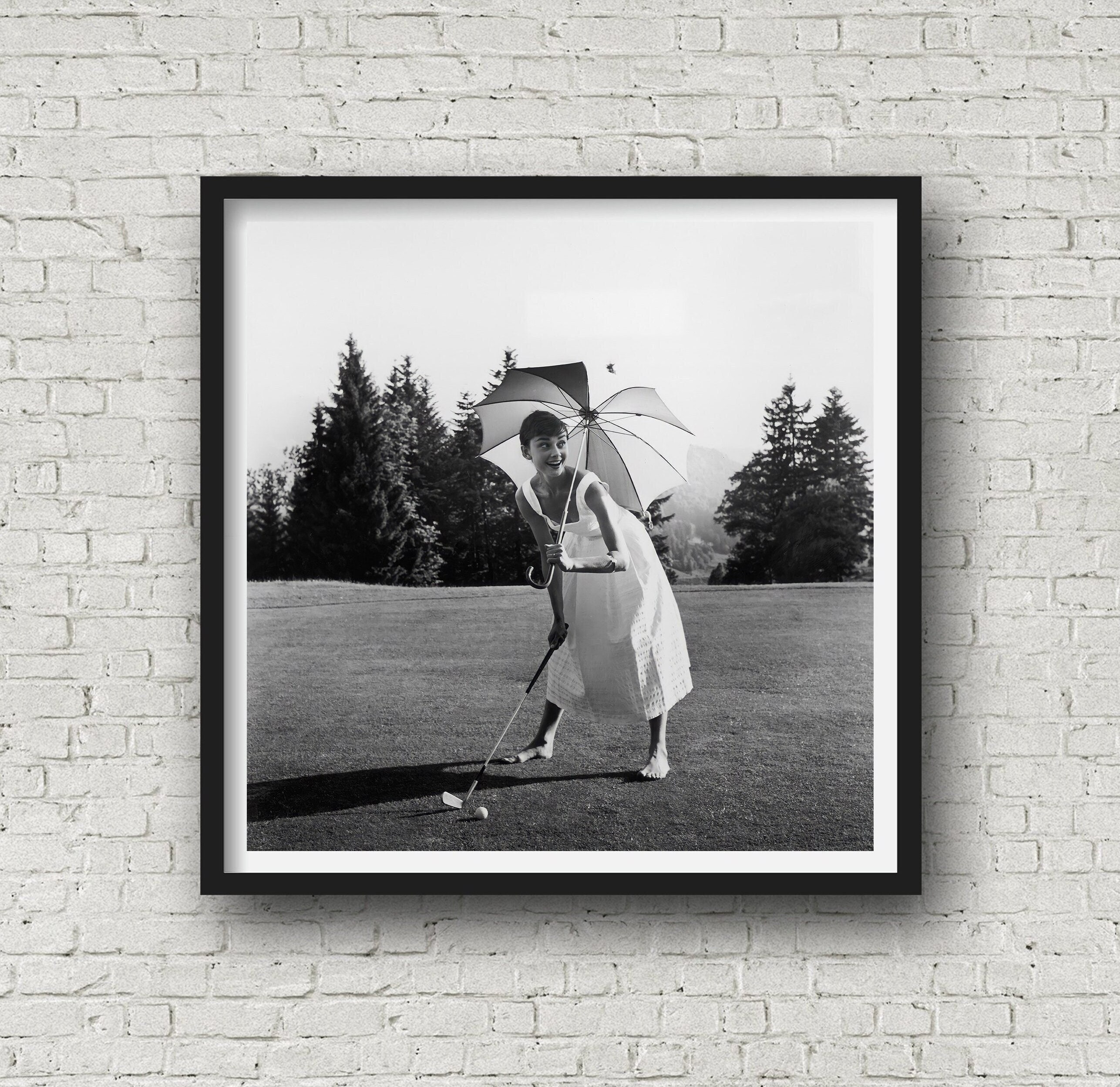 Golfing Hepburn Getty Images Gallery中古 Golfing Hepburn | Getty Images Gallery