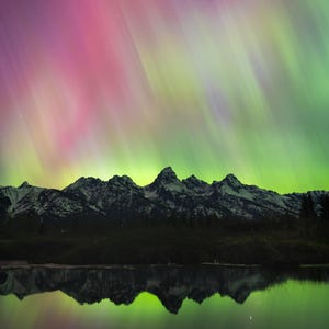 Aurora über Grand Teton/Jackson Hole - "Skyfall"
