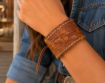 Cuff Bracelet, Up-cycled Belt Bracelet, Light Brown Leather, Western Cowgirl Jewelry