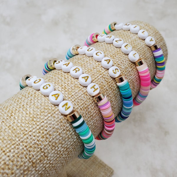 Bracelet de perles personnalisé avec nom personnalisé | Bracelet de perles | Accent doré