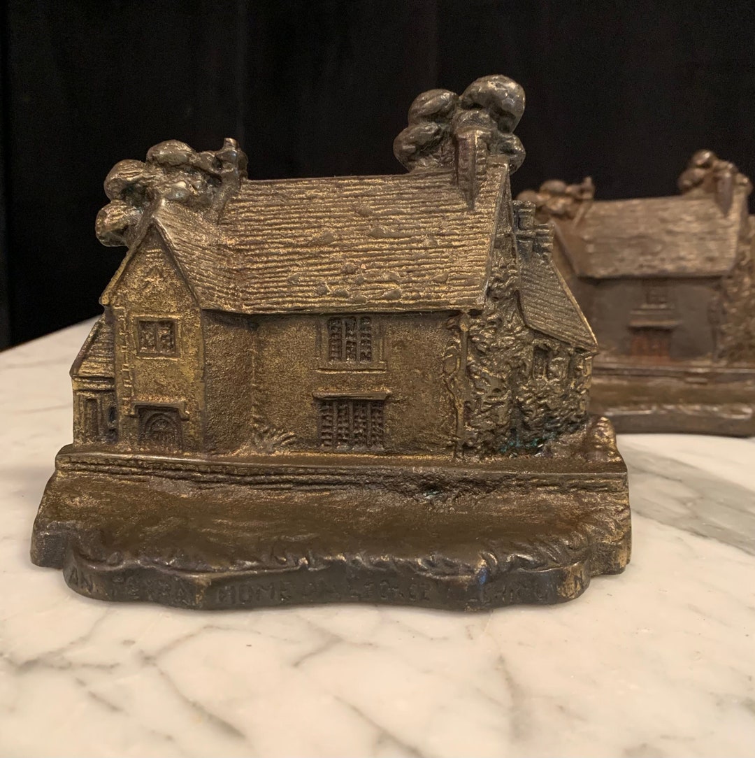 Vintage Cast Iron Sulgrave Manor Washingtons Ancestral Estate