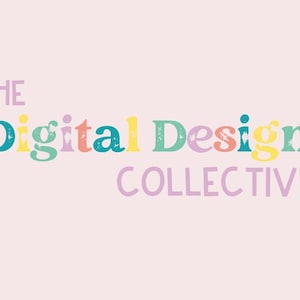 Pu&ograve; includere: Il logo di The Digital Design Collective presenta le parole "The Digital Design Collective" in un font colorato e usurato. Il testo &egrave; in una variet&agrave; di colori, tra cui blu, verde, giallo, arancione e rosa.