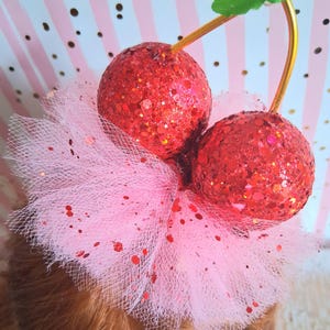Kirsch Fascinator/Haarspange, Kirschfarben Haarteil