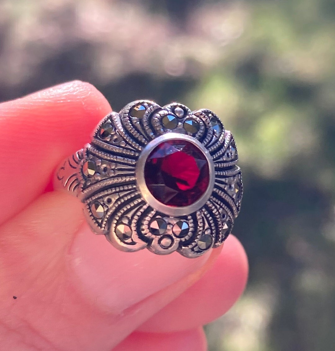 Garnet art deco ring best sale