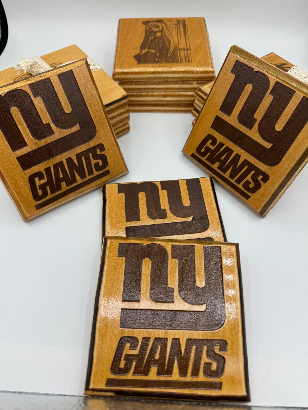 New York Giants Nfl Football Team Sports Fan Logo Beer Table Dining