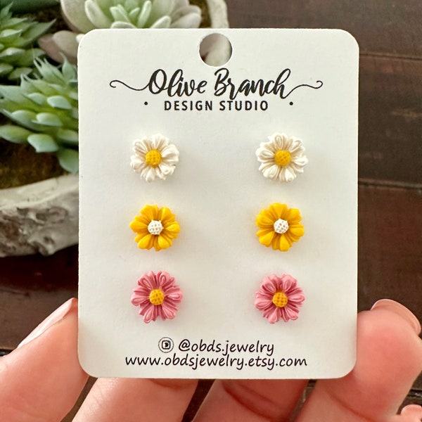 Daisy Stud Earrings | Pink Yellow White Flowers | Hypoallergenic Stainless Steel | Lightweight