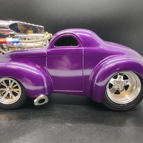 Muscle Machines 1941 Willy's Coupe #61185 Purple, Excellent Condition