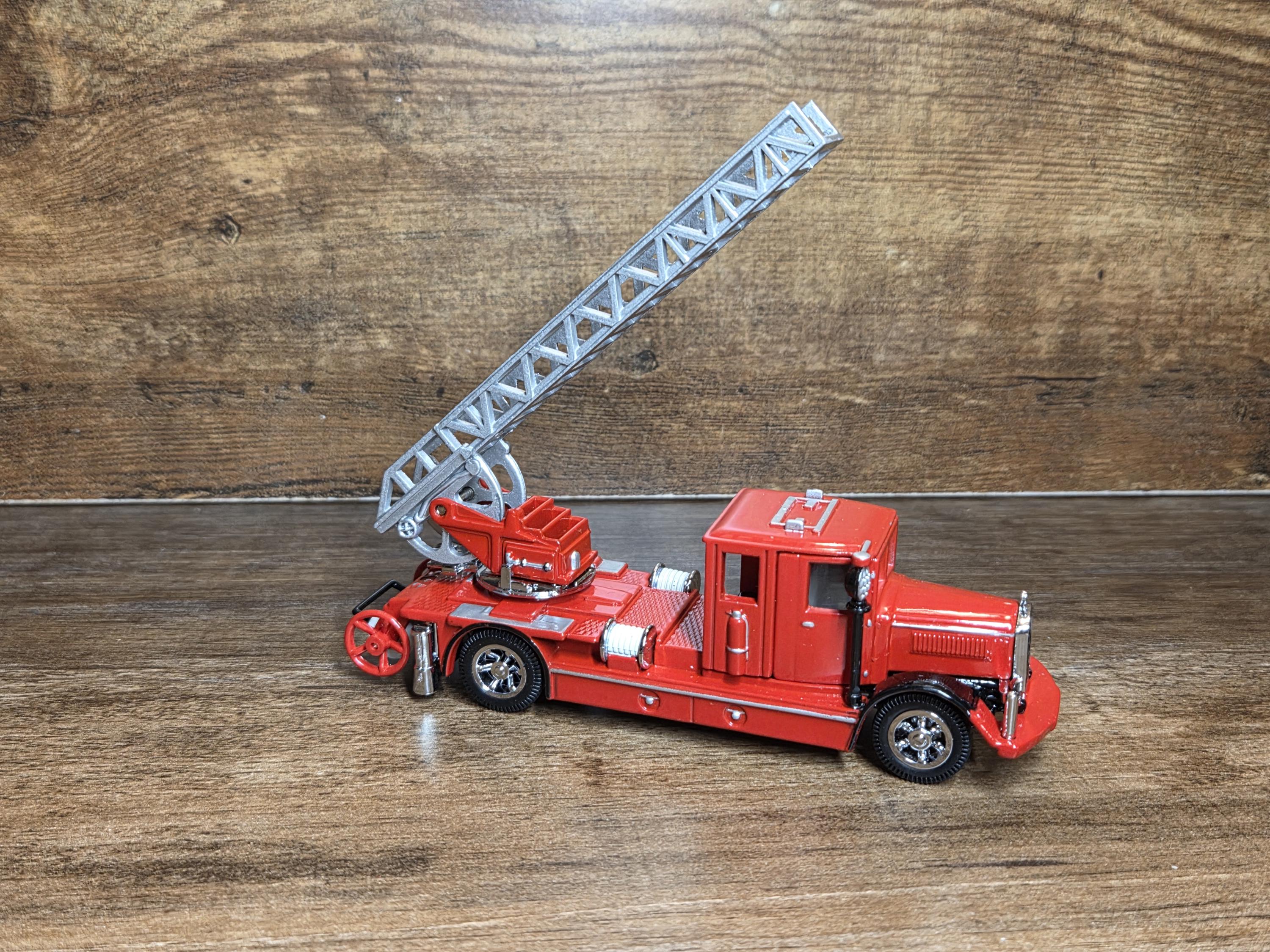Matchbox yesteryear - Etsy 日本