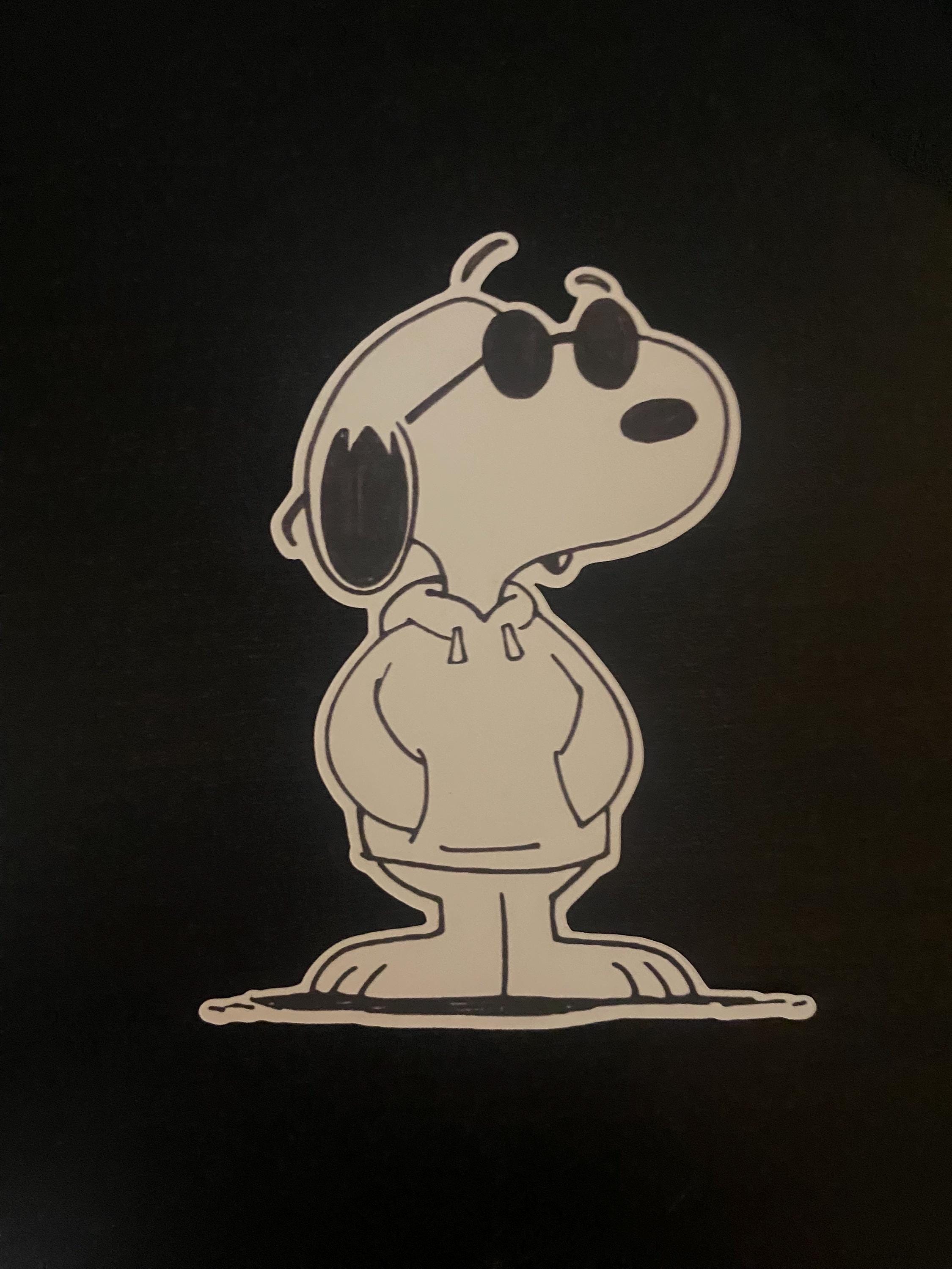 Stickers Snoopy met hart – peanuts – hond ideaal voor auto – motorfiets – scooter – vrachtwagen – laptop – strips decal – van hoogwaardig vinyl – set van 2 stuks (zwart