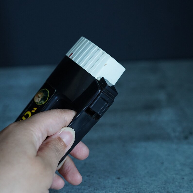 1977 Small Black chips Flashlight Vintage 70s TV Show Toys Officer