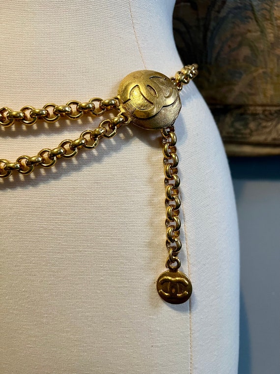 Chanel Vintage 90s Gold Chain Belt - image 9