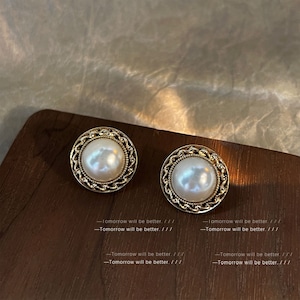 Etsy vintage shop earrings