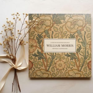 William Morris Cray Wall Calendar - Vintage Botanical Art Print, Home Decor Gift for Art Lovers & Nature Enthusiasts