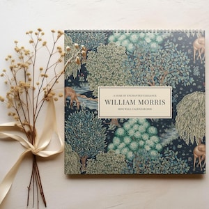 William Morris Forest Botanical Wall Calendar - Vintage Botanical Art Print, Home Decor Gift for Art Lovers & Nature Enthusiasts