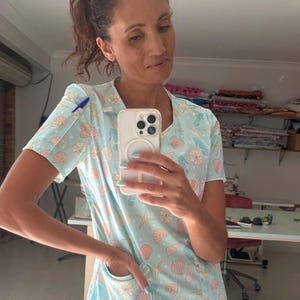 Muscheln Scrub Top
