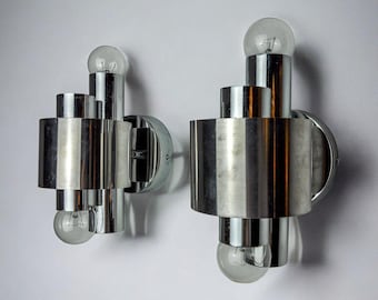 Pair of wall sconces by Sciolari, chromed metal, Italy, 1970
