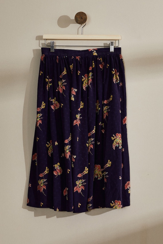 Jupe noire en soie mélangée à fleurs faite main Taille 8 - France