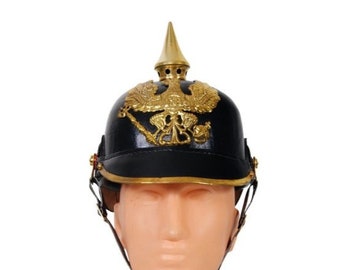 Pickelhaube M1895 helmet