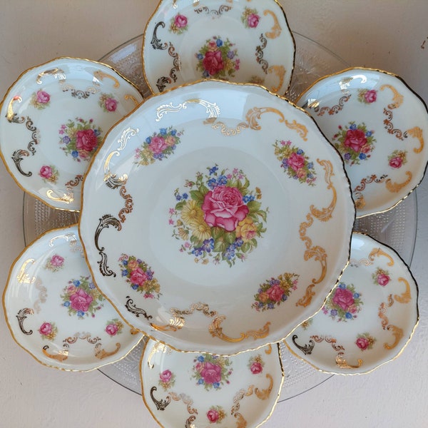 Boch Frères Anvers Bruxelles 6 mini assiettes et 1 assiette pâtissière, décorées de tranches dorées, d'ornements et de fleurs colorées - Ensemble rare