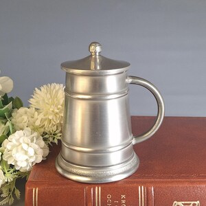 Vintage Swedish Pewter Tankard by Tassinari for Härryda Ädelmetallsmide, 93% Svenskt Tenn, Handcrafted, Mid-Century Nordic Design