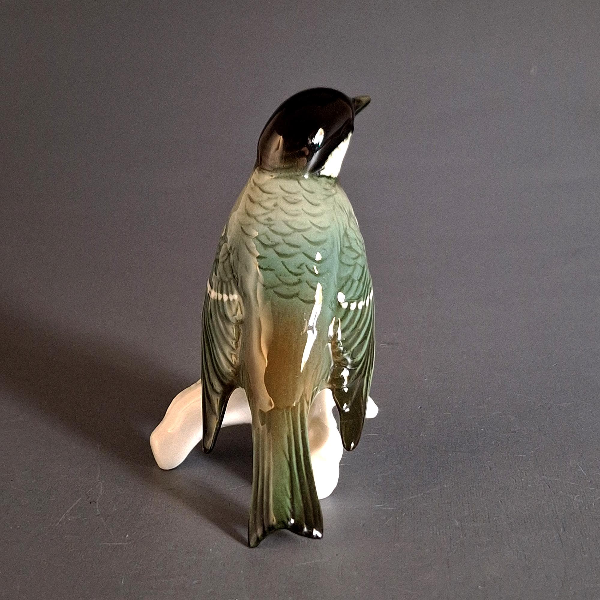 カール・エンス磁器製鳥の彫刻 – フォルクステット（ドイツ） – ミッド