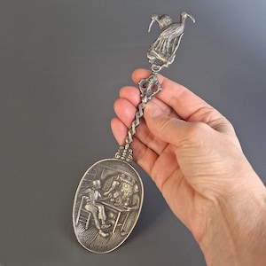 Antique Dutch Pewter Spoon, Volendam Holland Souvenir, Battle of Texel Military Scene, WWI Collectible, Rare find, Excellent Condition