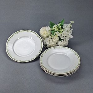 Antique Rosenthal Cronach Porcelain Bread and Butter Plates 4 pcs Christmas Wreath White and Gold Rim for Collectible  Cirka 1891 - 1906s