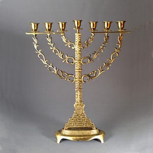 Vintage Brass Hanukkah Menorah – Judaica Candle Holder, Made in Israel, Mid-20th Century, Elegant Design, Collectible Judaica Piece