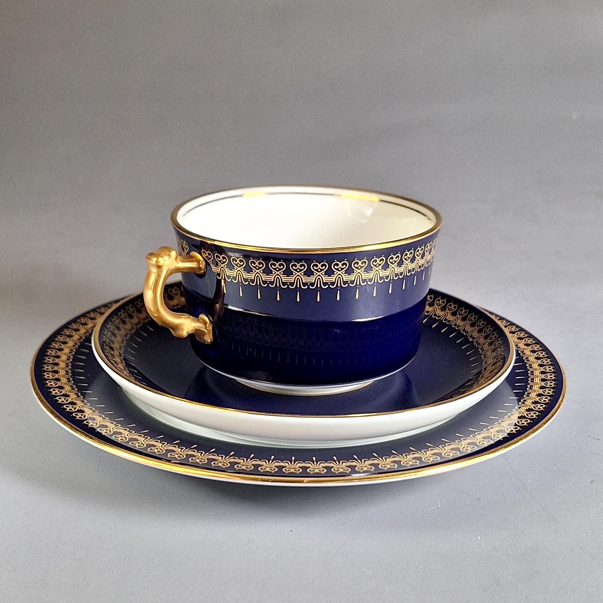 Romanov Cobalt Porcelain Tea Cup Trio: Gold Detail, 1980s (2 Sets