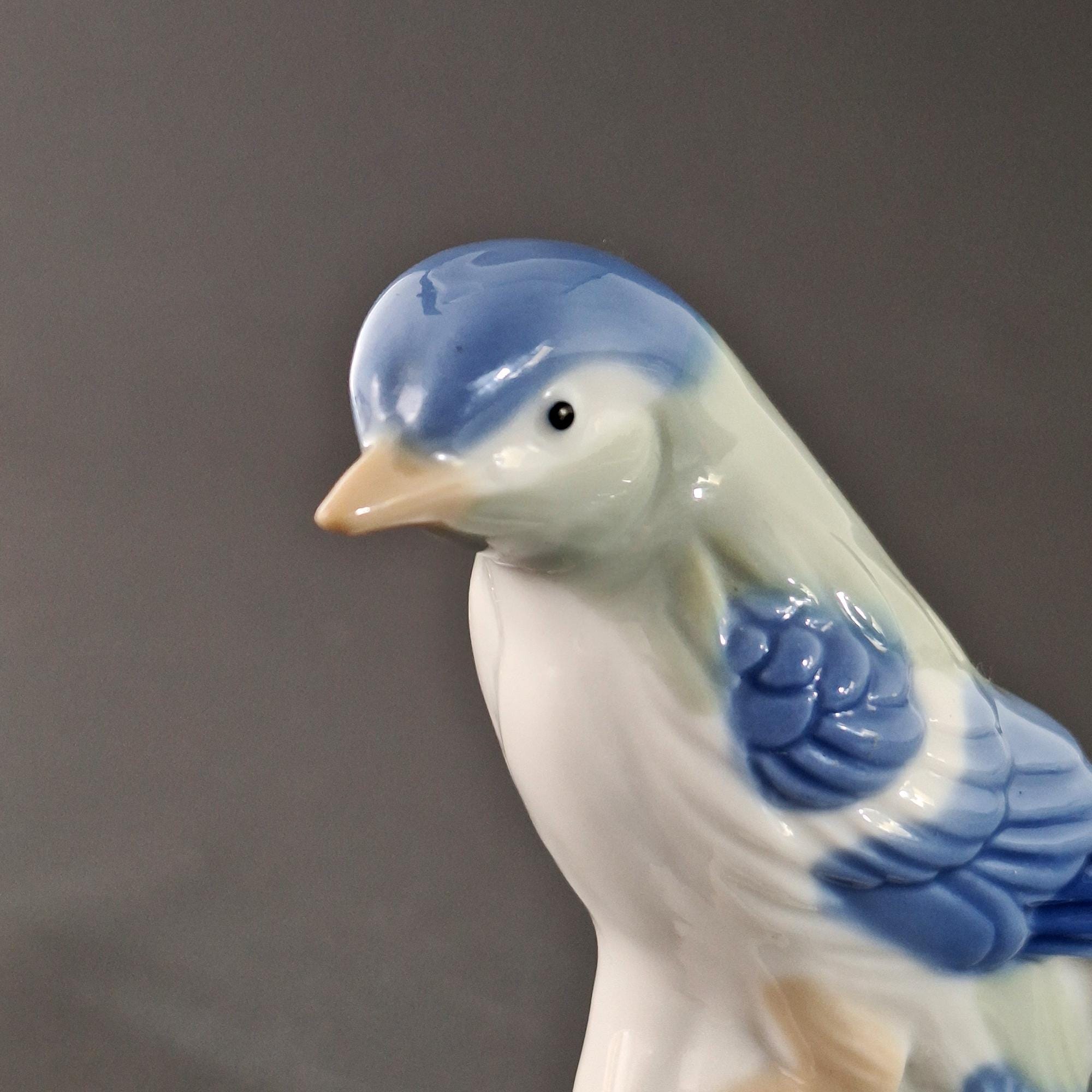 ヴィンテージ磁器の鳥の像 – 枝に止まるブルージェイ - Etsy 日本