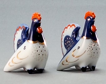 Rare Vintage Collectible "Lomonosov" LFZ Cobalt Blue Porcelain Two Roosters Sculpture Salt & Pepper Shaker Set, Exquisite Decor Piece 1980с