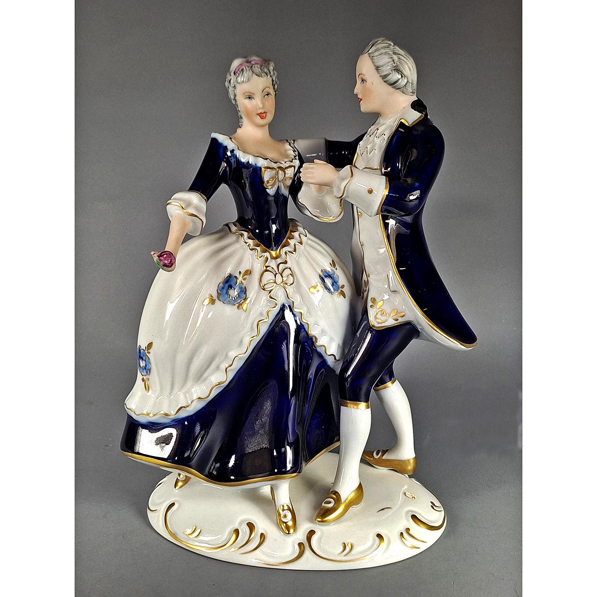 ロココ様式 陶磁器 置物 3体 ロココ様式 陶磁器 置物 3体 ロココ様式 陶磁器 置物 3体 ロココ様式