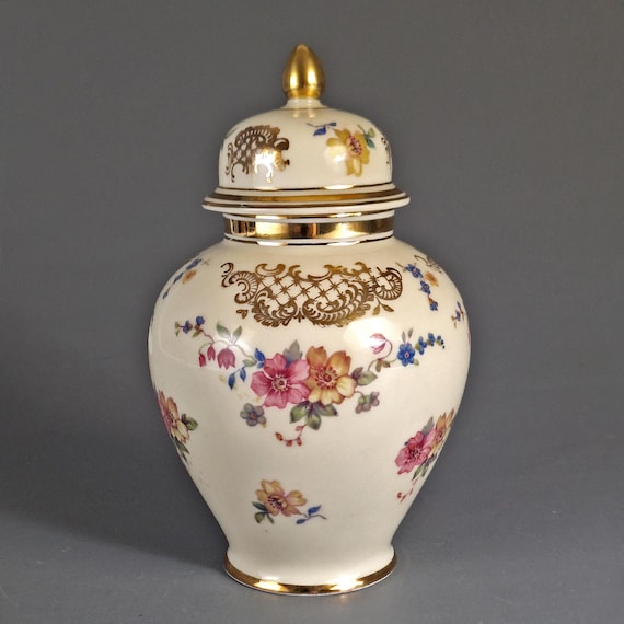 ツェ・シェルツァー バイエルン花柄磁器蓋付き花瓶、ドイツの芸術