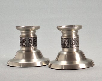 Vintage Norwegian Pewter Teen Pair of Candle Holders by Haugrud Pewter Norway 433, Rare Scandinavian Home Decor and Collectibles cirka 1960s