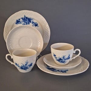 Schumann Arzberg Echt Cobalt Blue Saucers – Bavarian Porcelain, Embossed Design, Vintage German China, Collectible Tea Set, Rare Find