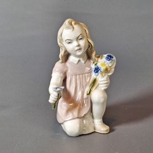 Vintage Porcelain Figurine Girl with Flowers GDR 1960-1990 Collectible Retro Decor in Perfect Condition Rare Elegant Accent for Collector