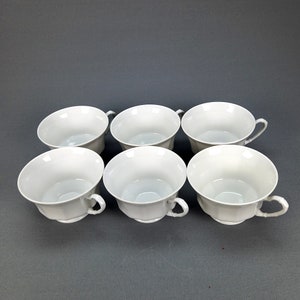Vintage Furstenberg porseleinfabrikant set 6 koffie demitasse kopjes vorm Grieks wit decor, vervaardigd in het begin van de 20e eeuw