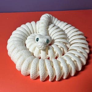 Serpiente pitón bola articulada impresa en 3D: ¡diferentes formas disponibles! Blue Eyed Lucy
