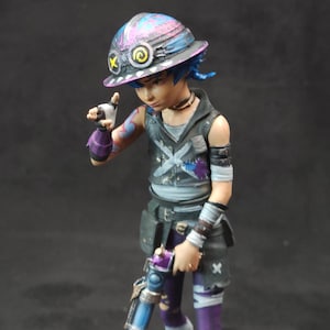 Isha Figure Arcane - High Quality Resin Figure - Painted Options
