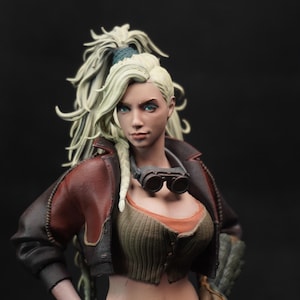 Gemma Figur 8,5 &quot;Hoch - Hochwertige Harzfigur - Bemalte Optionen